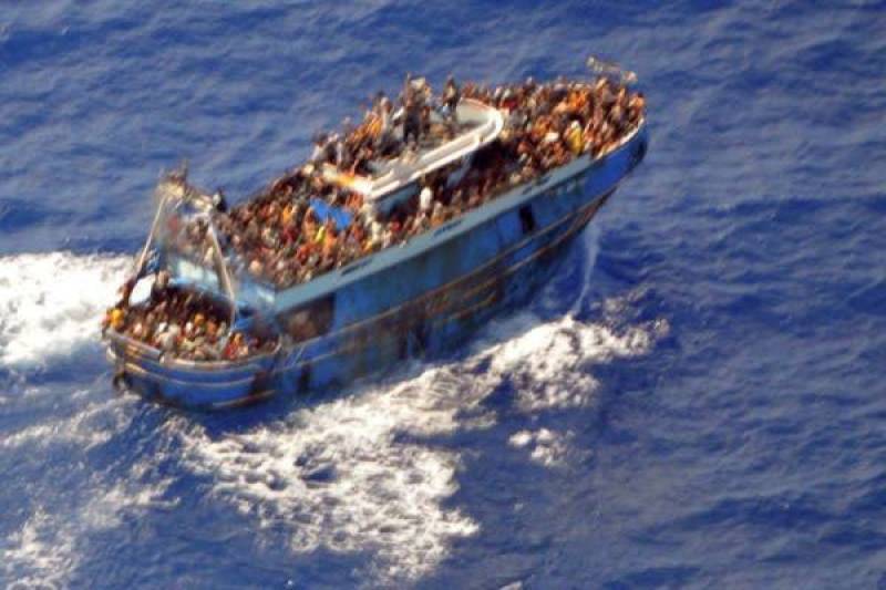 Πολύνεκρο ναυάγιο ανοιχτά της Πύλου: Κατασχέθηκαν τα κινητά του πληρώματος στο σκάφος του Λιμενικού