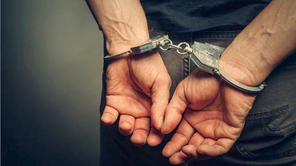 Κόρινθος: Πέντε συλλήψεις για τον θανάσιμο τραυματισμό νηπίου