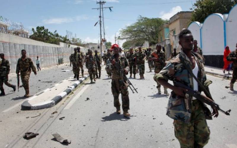 Τζιχαντιστές επιτέθηκαν σε στρατιωτική βάση των ΗΠΑ στη Σομαλία