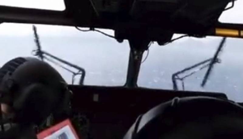 Ελικόπτερο του ΕΚΑΒ παλεύει με την κακοκαιρία (Βίντεο)