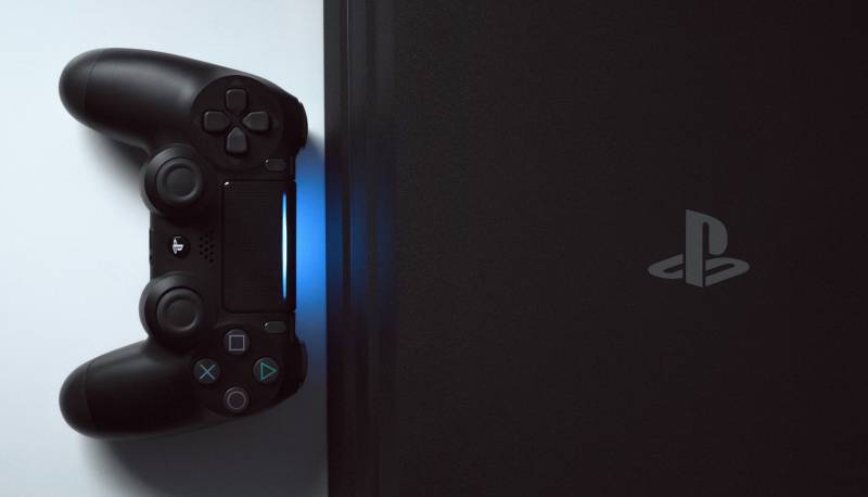 Sony: Δεύτερη εμπορικότερη παιχνιδομηχανή όλων των εποχών το PS4