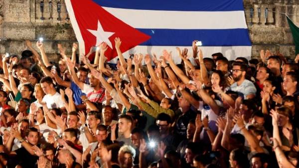 Η Κούβα γιορτάζει την 60η επέτειο της επανάστασης