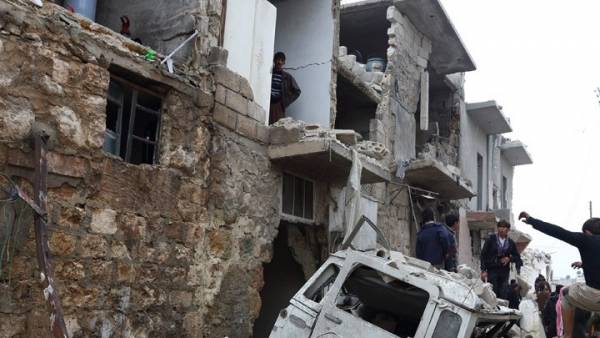 Τουλάχιστον 17 νεκροί από βομβαρδισμούς στην επαρχία Ντεράα της Συρίας