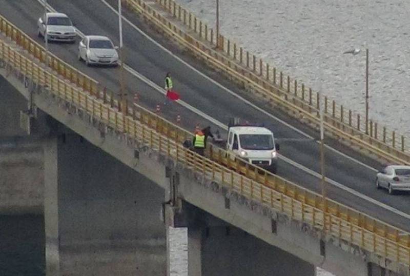 Τραγωδία στη Κοζάνη - Άνδρας βγήκε από ταξί και έκανε βουτιά θανάτου στη γέφυρα των Σερβιών