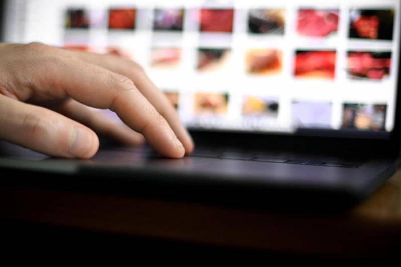 Τέσσερις υποθέσεις πορνογραφίας ανηλίκων μέσω διαδικτύου εξιχνίασε η Δίωξη Ηλεκτρονικού Εγκλήματος