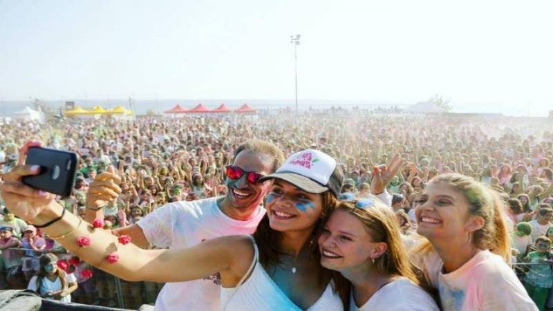 Θεσσαλονίκη: Χρώμα στη μέρα μέσα από ένα φεστιβάλ
