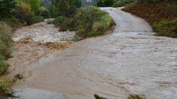 Πλημμύρες σε περιοχές της Ηλείας από τις έντονες βροχοπτώσεις
