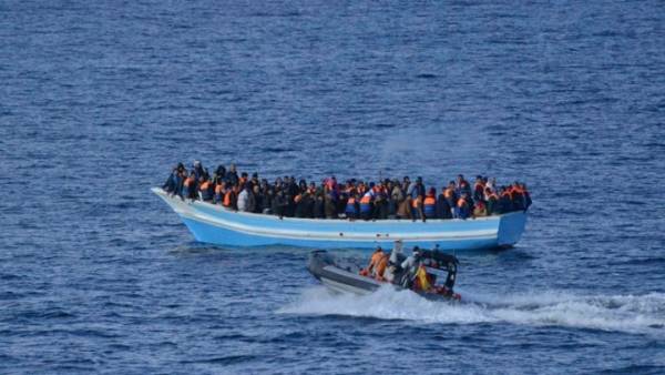 Η Ιταλία προτείνει αποβίβαση μεταναστών στα λιμάνια 5 ευρωπαϊκών χωρών εκ περιτροπής