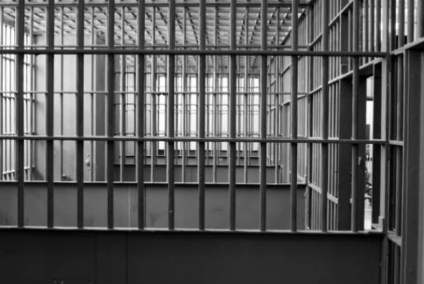 30 χρόνια φυλακή σε τσιγγάνους για κλοπή στον Αγιο Ανδρέα 