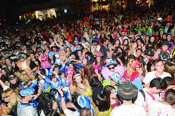 Ξεκινά αύριο στην Οθωνος το Καλαματιανό Καρναβάλι