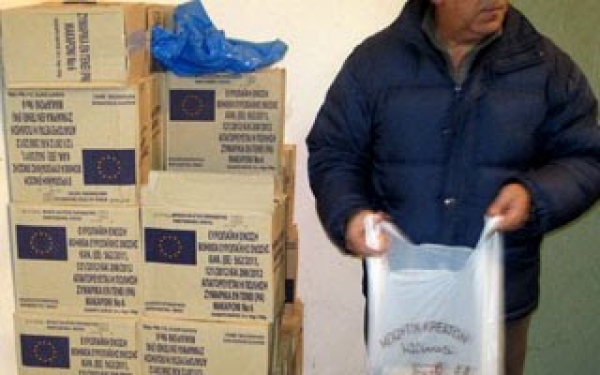 Δήμος Καλαμάτας: Πάνω από 420 οικογένειες βοηθά το Κοινωνικό Παντοπωλείο