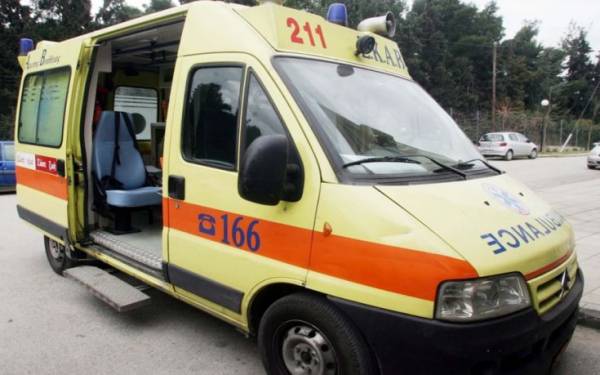 Τροχαίο με τραυματισμό δύο ατόμων στη Θεσσαλονίκη