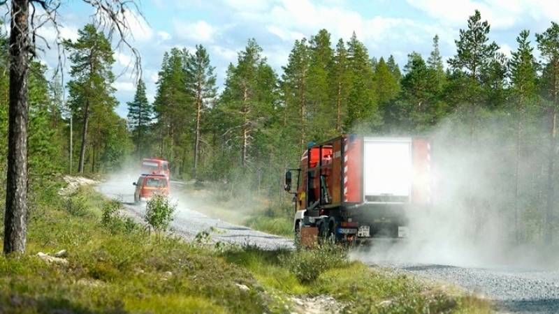Βελτιώνεται η κατάσταση με τις πυρκαγιές στη Σουηδία
