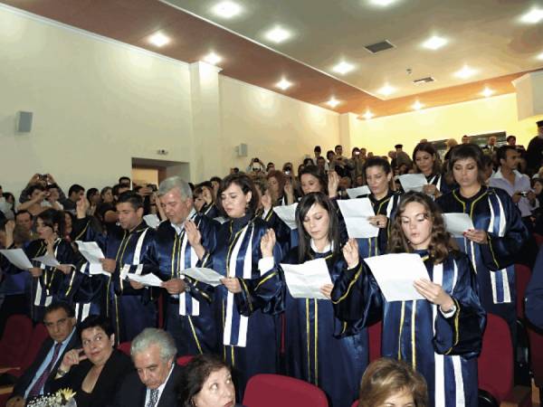Καλαμάτα: Ορκωμοσίες πτυχιούχων σήμερα στο Πανεπιστήμιο Πελοποννήσου (ονόματα)