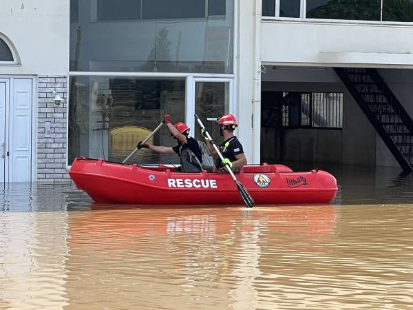 Εθελοντές από τη Μεσσηνία επιχείρησαν στην πλημμυρισμένη Θεσσαλία (βίντεο-φωτογραφίες)