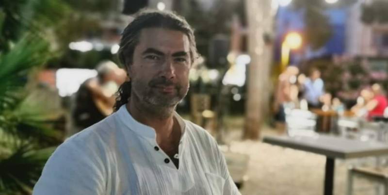 Ο σκηνοθέτης Λεωνίδας Παπαδόπουλος στην «Ε»: «Μόλις διάβασα το “Σύρμα” ενθουσιάστηκα και πρότεινα αμέσως να το κάνουμε ταινία»