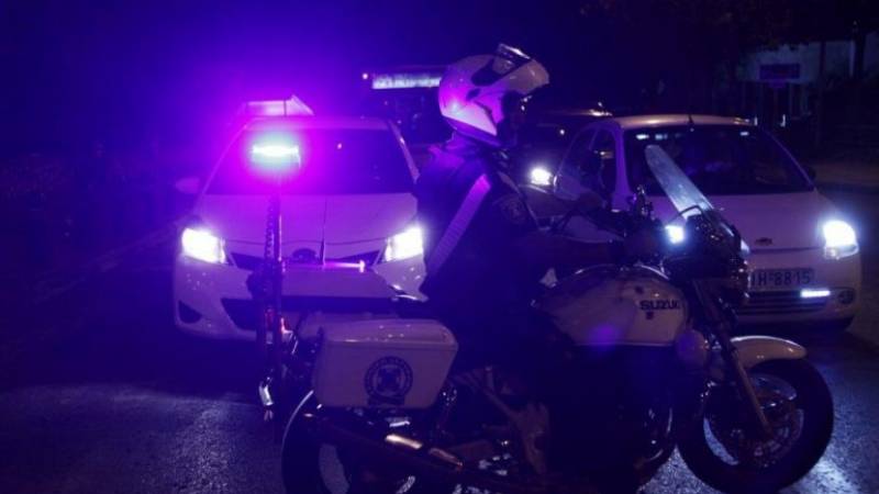 Κρήτη: Επεισοδιακή καταδίωξη μεθυσμένου οδηγού - Εκανε σε όλη τη διαδρομή χειρονομίες στους αστυνομικούς