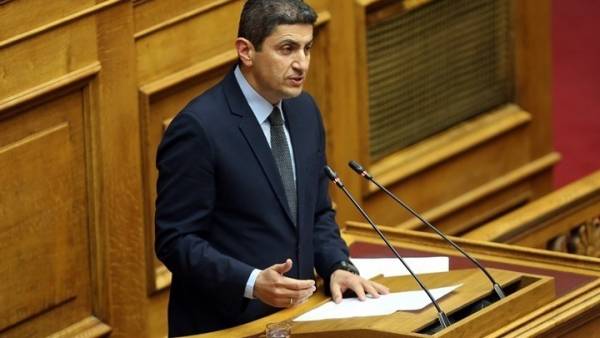 Λευτέρης Αυγενάκης: Η κυβέρνηση με τη Συνταγματική Αναθεώρηση ναρκοθετεί το πολιτικό σκηνικό