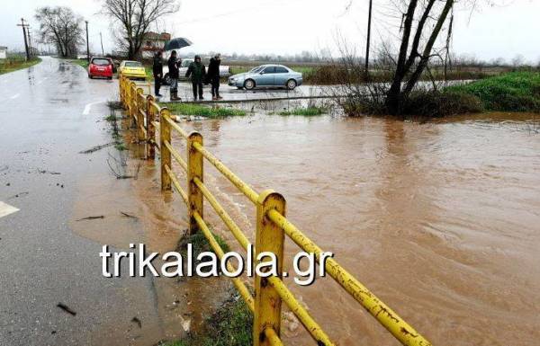 Υπερχείλισαν τα ποτάμια στα Τρίκαλα (Φωτογραφίες)