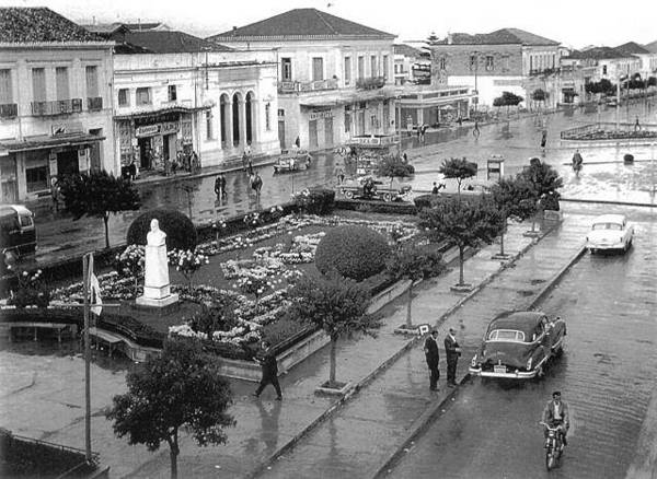 Κεντρική πλατεία τη δεκαετία του 1960