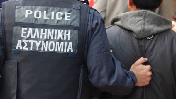 62 συλλήψεις σε αστυνομική επιχείρηση στην Πελοπόννησο