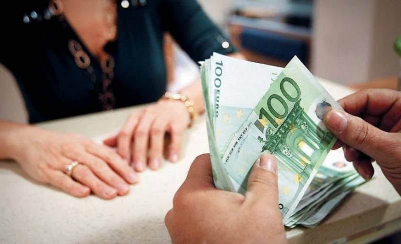 Επιστροφή φόρου εισοδήματος έως 10.000 ευρώ με διαδικασίες εξπρές από την ΑΑΔΕ