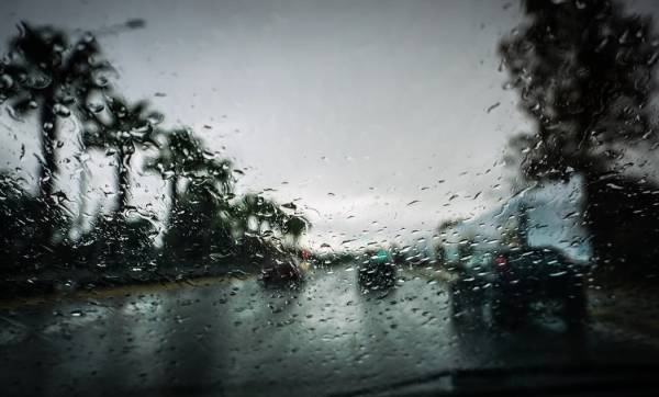 Αλλάζει το σκηνικό του καιρού την Παρασκευή - Κακοκαιρία με βροχές (Βίντεο)