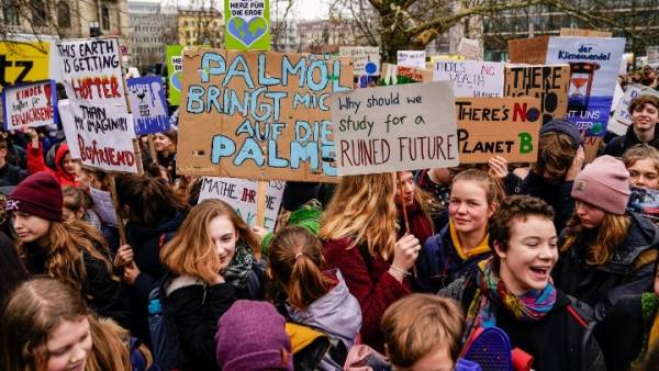 Μαθητικές κινητοποιήσεις για το κλίμα στη Γερμανία