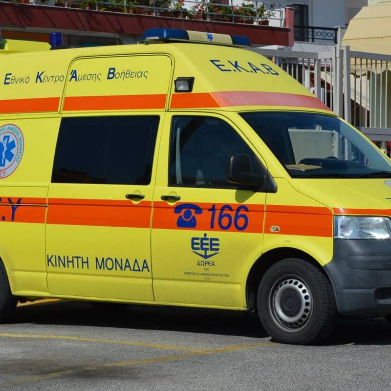 Τραυματισμός 14χρονου μαθητή σε τροχαίο στην Καλαμάτα