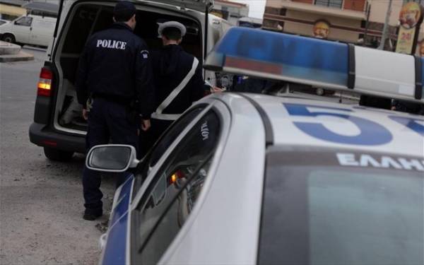 Τσιγγάνοι έκλεψαν 8.500 ευρώ από ενοικιαζόμενα στην Κορώνη - Επιχείρηση συλλήψεων στη Μεσσήνη