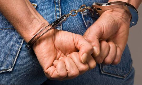 Σύλληψη 34χρονου με ηρωίνη και χάπια στην Καλαμάτα