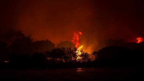 Πορτοκαλί συναγερμός της Κυριακή στην Πελοπόννησο για εκδήλωση πυρκαγιάς