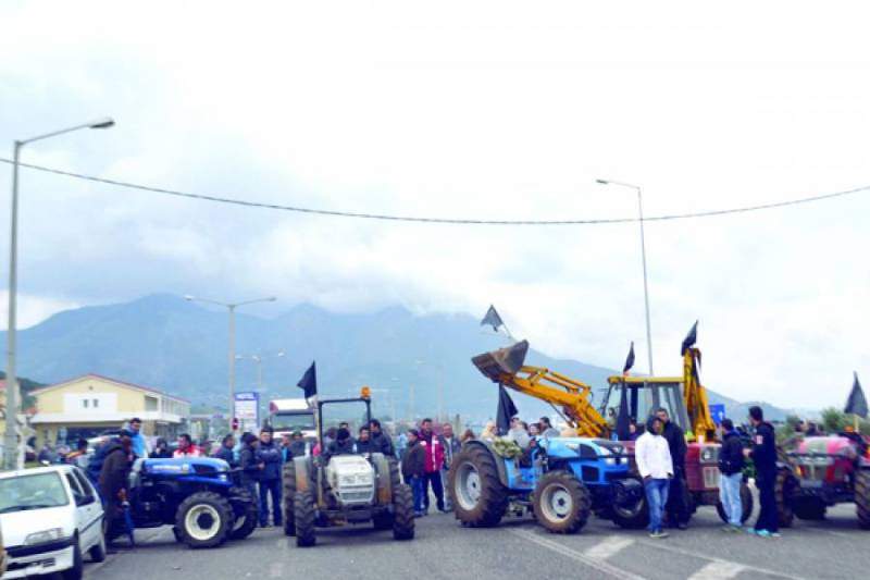 Κυπαρισσία: Συγκέντρωση διαμαρτυρίας για τη δίκη 19 αγροτών για το μπλόκο του Καλού Νερού