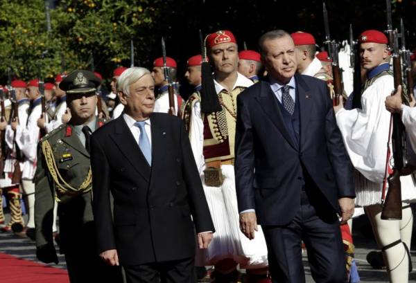 Public Issue: Το 79% των Ελλήνων βλέπουν ως απειλή την Τουρκία