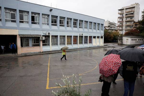 Κλειστά όλα τα σχολεία της Αττικής αύριο λόγω έντονων καιρικών φαινομένων