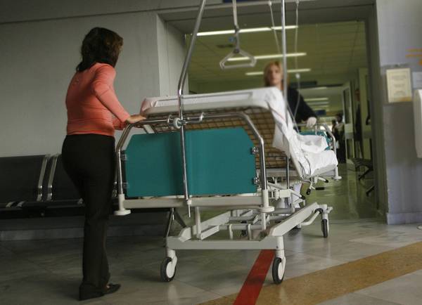 Διστάζουν οι ανασφάλιστοι να πάνε στο Νοσοκομείο Καλαμάτας