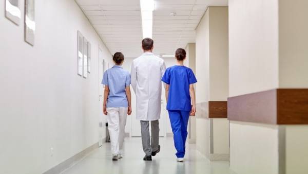 ΕΙΝΑΠ: Μεγάλη η έλλειψη ειδικευομένων γιατρών