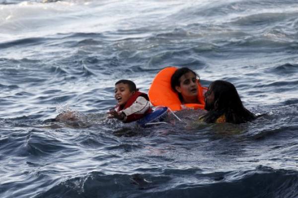 Ναυάγιο με πάνω από 20 νεκρούς πρόσφυγες ανοιχτά της Σάμου