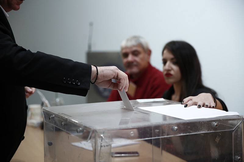 Μητσοτάκης κατά απλής αναλογικής του ΣΥΡΙΖΑ: Κόντρα για τις εκλογές στην αυτοδιοίκηση