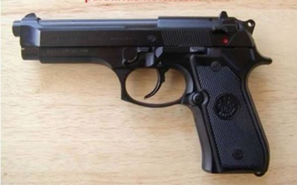 Εκλεψε πιστόλι από σπίτι στο Μελιγαλά
