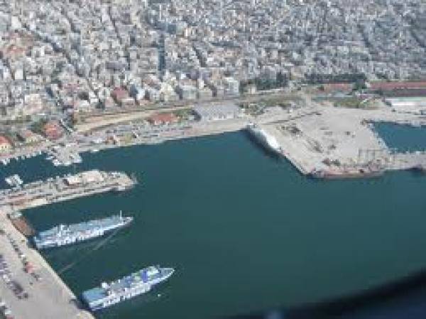 Το λιμάνι και οι περί αναβάθμισης συζητήσεις