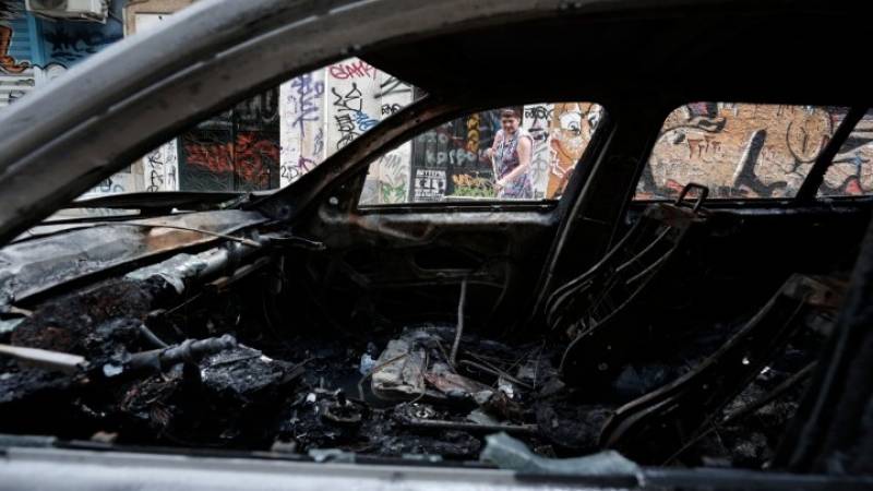 Θεσσαλονίκη: Αυτοκίνητο τυλίχτηκε στις φλόγες στον Εύοσμο
