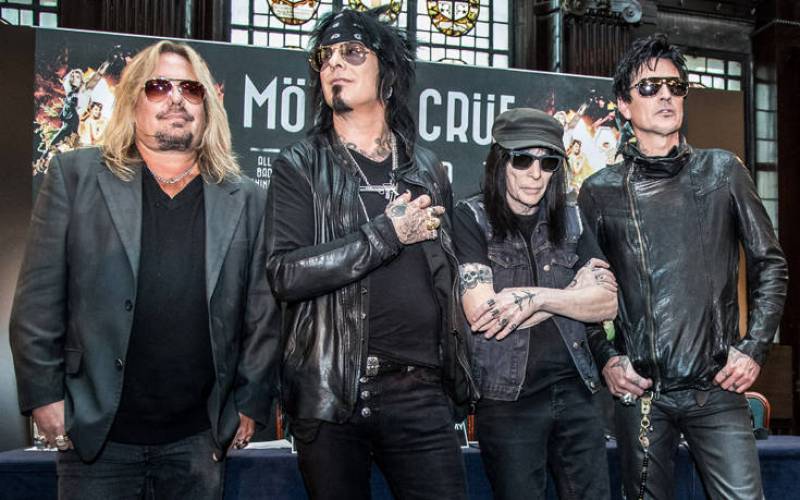 Οι Mötley Crüe απειλούν με νομικές ενέργειες για το ντοκιμαντέρ με θέμα τη ζωή τους