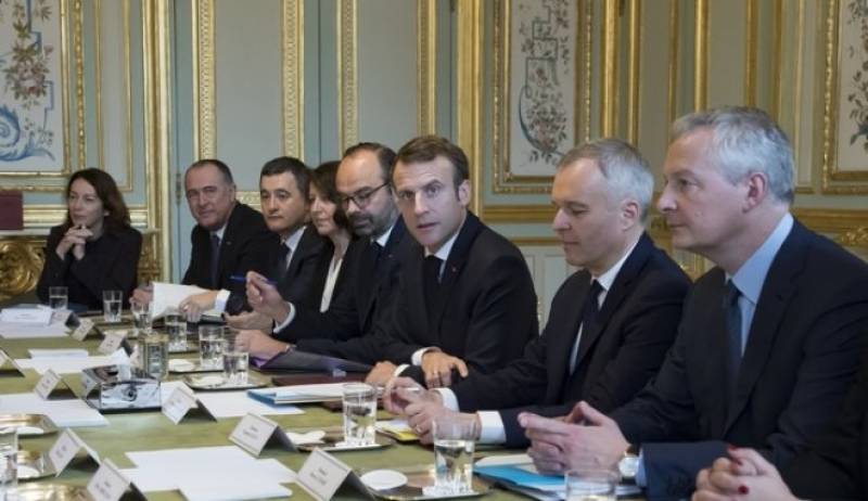 Γαλλία: Συνάντηση Φιλίπ - &quot;κίτρινων γιλέκων&quot; κατόπιν επιθυμίας Μακρόν