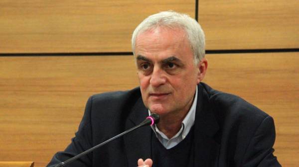 Βουδούρης: "Απαγόρευσαν το ψάρεμα για να ρίξουν τα χημικά από τη Συρία"