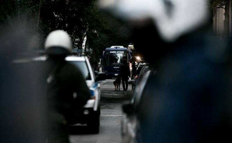 Κέρκυρα: Σε καραντίνα αστυνομικοί που μετέφεραν κρούσμα κορονοϊού
