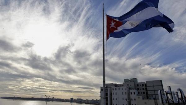 Κούβα: Πέθανε ο αντικαστρικός, πρώην πράκτορας της CIA Ποσάδα Καρίλες