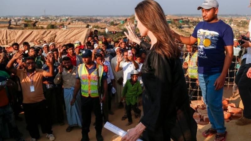Η Αντζελίνα Τζολί στους προσφυγικούς καταυλισμούς των Ροχίνγκια