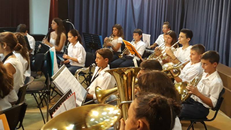 Εντυπωσίασαν οι μαθητές του Σχολείου Μουσικής του Συλλόγου Φιλοπροόδων Φιλιατρών
