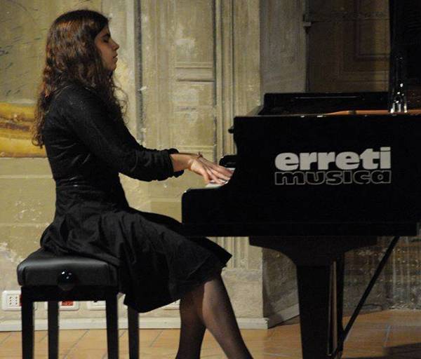 Η Μαρίνα Χατζησταύρου πρώτη σε διαγωνισμό πιάνου 